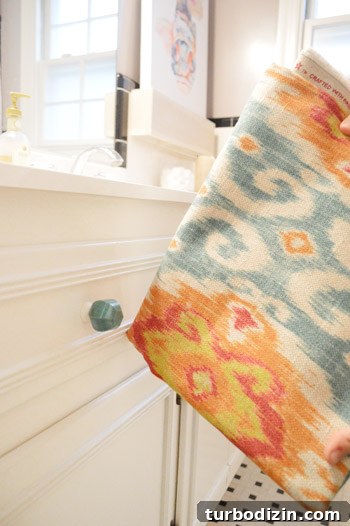 How to Frost a Window for Privacy and Style 11 img 53487 11
