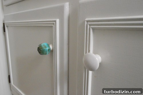 How to Frost a Window for Privacy and Style 5 img 53487 4