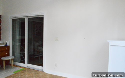 Wall looking into living room
