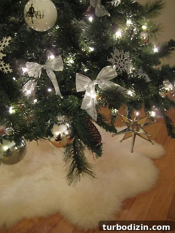 Close Up of Silver And White Christmas Ornaments