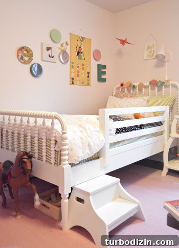 House Crashing: How to Finally Charm Your Home Guests 14 Eleanor's bedroom
