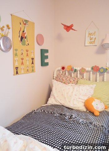 House Crashing: How to Finally Charm Your Home Guests 15 Just Be Cool banner