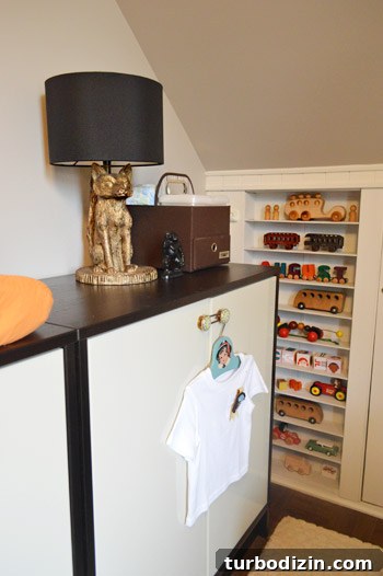 House Crashing: How to Finally Charm Your Home Guests 20 Fox lamp
