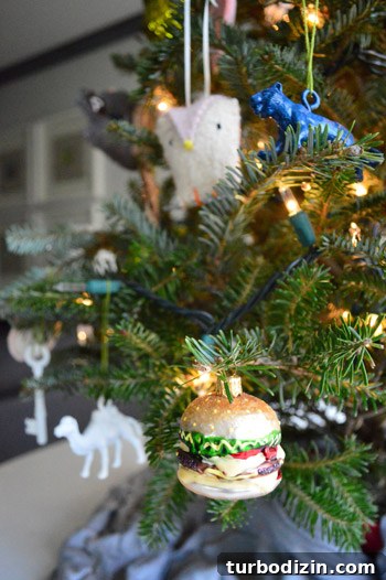 Burger and owl ornaments