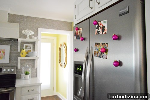 Magnet ornaments and holiday cards