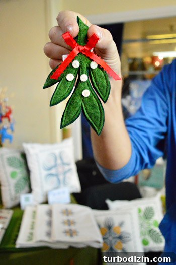 Handmade Holiday Gift Ideas for a Cozy Seasonal Celebration 3 img 54361 2