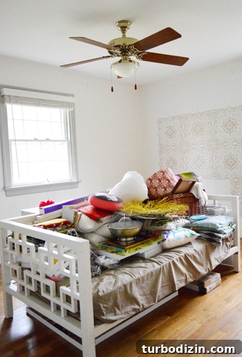 From Cluttered Spare Room to Kid-Friendly Playroom: A Step-by-Step Guide 6 Cleared playroom