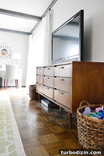 Restore and Clean Old Wood Furniture: Step-by-Step Guide 2 Before cleaning the dresser