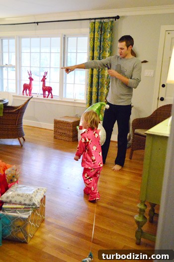What We Bought Each Other for Christmas (Gift Reveal) 2 Clara with play fridge