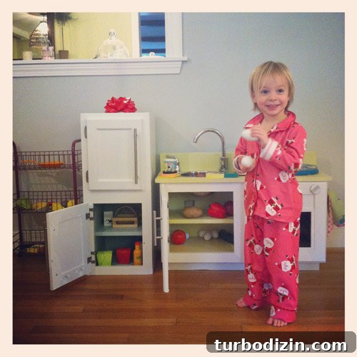 What We Bought Each Other for Christmas (Gift Reveal) 3 Clara playing with eggs