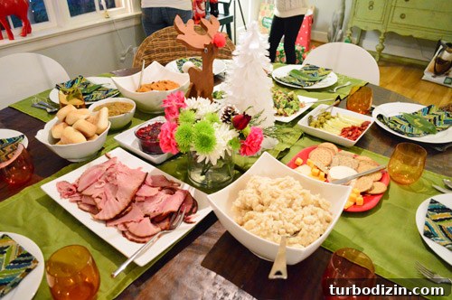 Expert Holiday Hosting Tips for Stress-Free Entertaining 10 img 54636 9