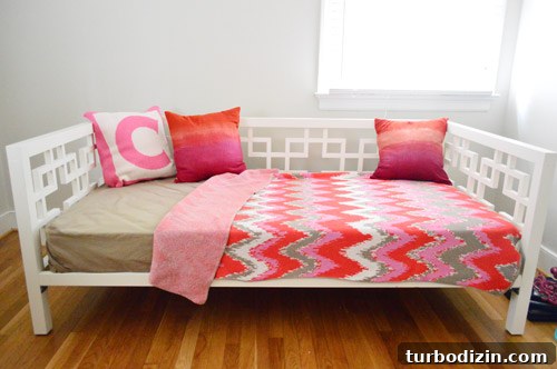 Big-Girl Bedroom with Daybed and Secondhand Dresser 10 Daybed with pillows and blanket