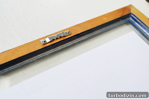 How to Build a Floating Picture Frame: Step-by-Step Guide 6 img 55164 5