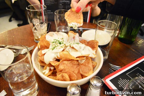 From the Big Apple to the Big Peach: Moving Guide for NYC to Atlanta 10 Cheese-covered chips