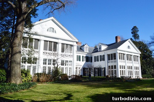 From the Big Apple to the Big Peach: Moving Guide for NYC to Atlanta 12 Duke Mansion room