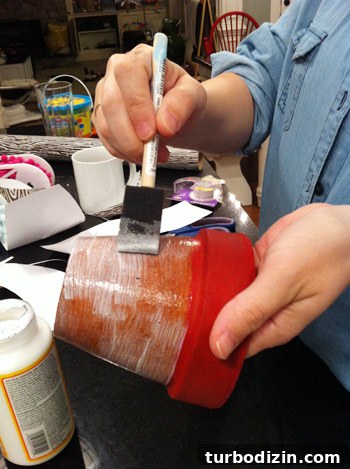 Quick Craft Projects to Try When You're Short on Time 4 Pots with faux-wood wrapping paper