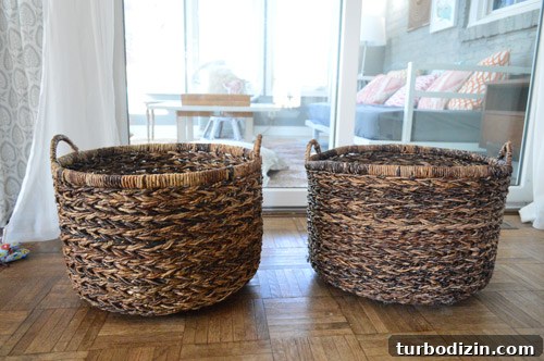 Playroom Finishing Touches: Stylish Ideas to Complete the Space 4 Baskets painted with white band