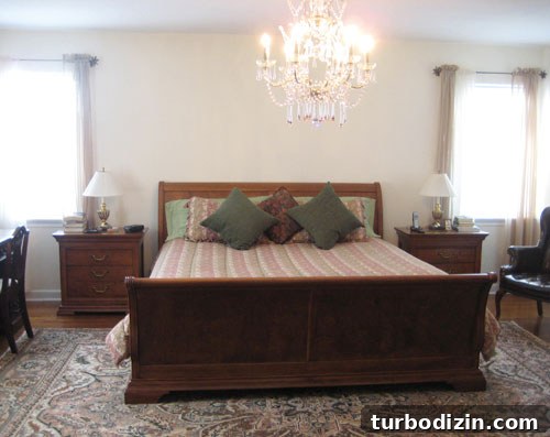 master-bedroom-traditional-chandelier img 5627 8