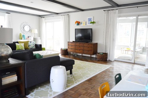 How to Hang a Shelf Above Your TV Without Blocking the Screen 15 img 57084 14