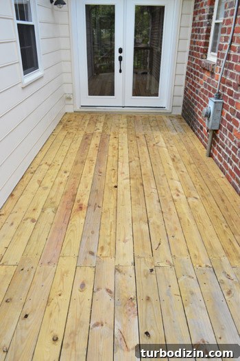 How to Stain and Seal a Deck: Step-by-Step Guide for Lasting Finish 3 img 57970 2