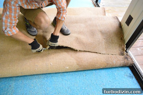 How to Remove a Rug, Rug Pad, and Tack Strips Safely and Cleanly 3 img 58235 2