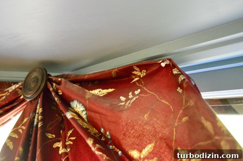 How to Remove Old Curtains Safely and Quickly 4 img 58244 3