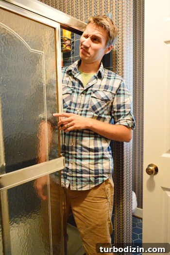 Remove and Replace an Old Sliding Shower Door: Step-by-Step Guide 5 img 58890 4