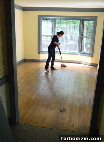 Restore Shine to Dull Hardwood Floors: Simple Steps That Work 2 img 58892 1