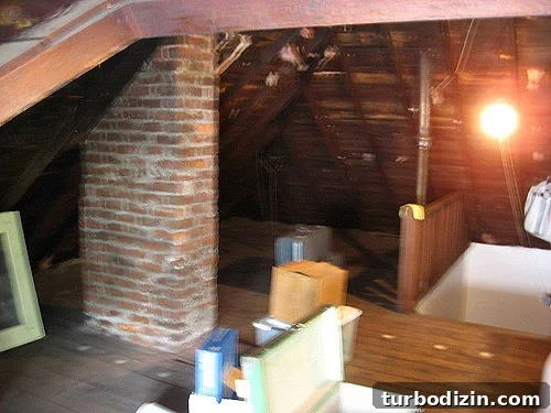 unfinished-attic-makeover-transformation-renovation Unfinished attic before renovation