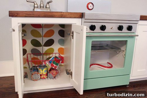Kids' Play Kitchen with Light-Up Burners and Realistic Sounds 4 img 59290 3