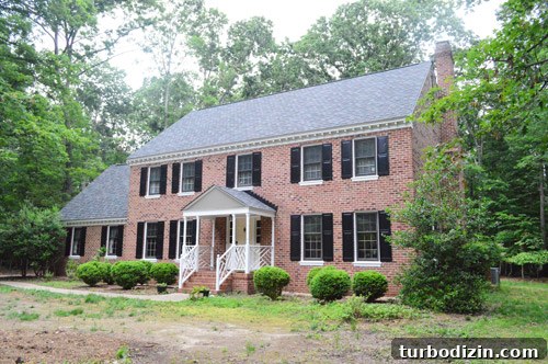 Choosing New Siding Color and Refreshing Exterior Trim 11 img 59370 10