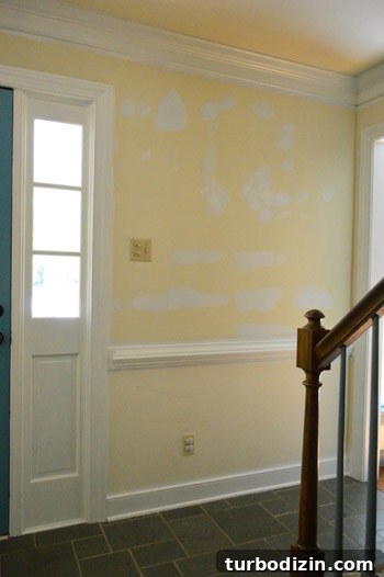 Painting Our Foyer in Edgecomb Gray: Light, Warm Entryway Ideas 9 img 59871 8