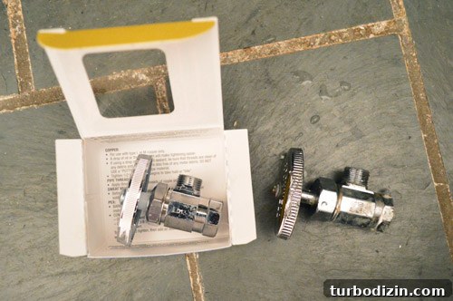 Replace a Bathroom Faucet: Step-by-Step Guide for DIY Success 8 img 59906 7