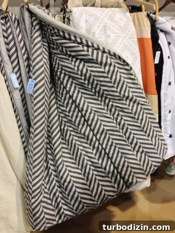 Top Thrift Store Finds: Vintage Gems and Hidden Treasures 10 img 60300 9