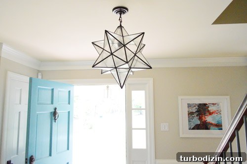 How to Hang a Moravian Star Light in Your Foyer 2 img 60552 1