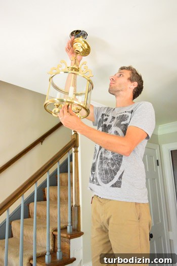 How to Hang a Moravian Star Light in Your Foyer 4 img 60552 3