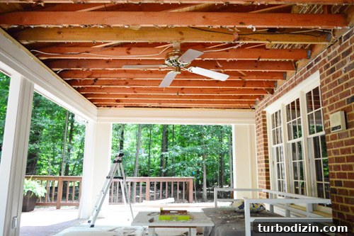How to Safely Remove an Old Ceiling: Step-by-Step Guide 11 img 60554 10