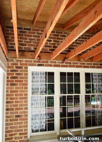 How to Safely Remove an Old Ceiling: Step-by-Step Guide 12 img 60554 11