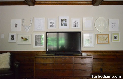 How to Arrange a Gallery Wall Around Your TV for Impact 8 Frames shifted to the right