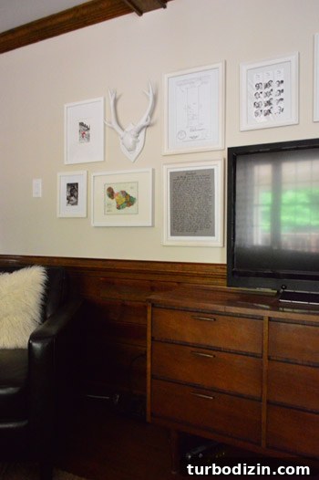 How to Arrange a Gallery Wall Around Your TV for Impact 10 Personal mementos in frames