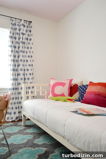 We Painted Our Daughter’s Ceiling Pink — Tips & Inspiration 10 img 60829 9