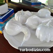 Sprayed faux gourds
