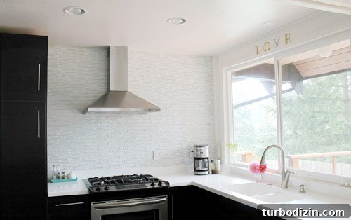 Mid-Century Modern Kitchen Remodel Ideas and Inspiration 7 Integrated sink and counter