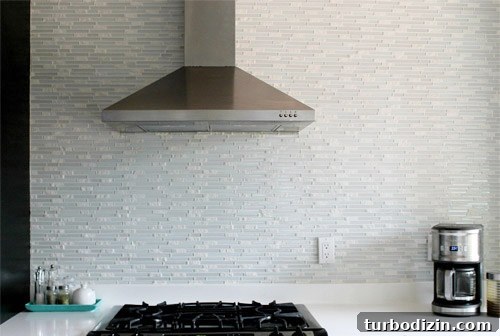 Mid-Century Modern Kitchen Remodel Ideas and Inspiration 8 Finished kitchen with range hood