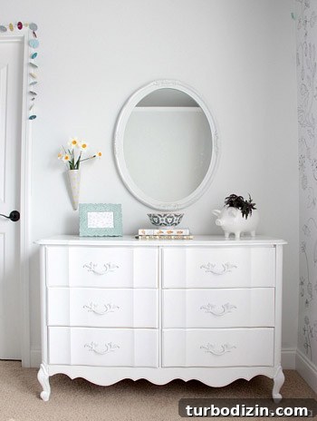 Graphic Kids' Bedroom Makeover: Stylish Ideas for a Bold Room 8 Room photo 5