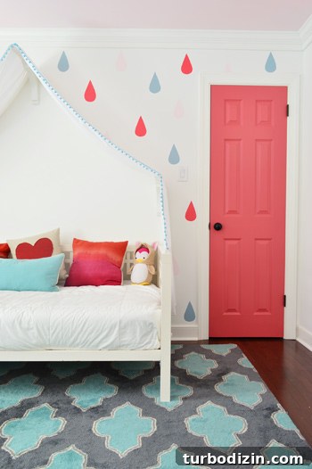 Painting a Pink Closet Door and Raindrop Wall Accent Ideas 9 Dark Pink Closet Door Cinco De Mayo Benjamin Moore With Raindrop Mural
