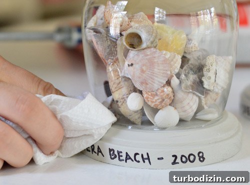 Create Personalized Vacation Keepsake Snow Globes 10 img 61837 10