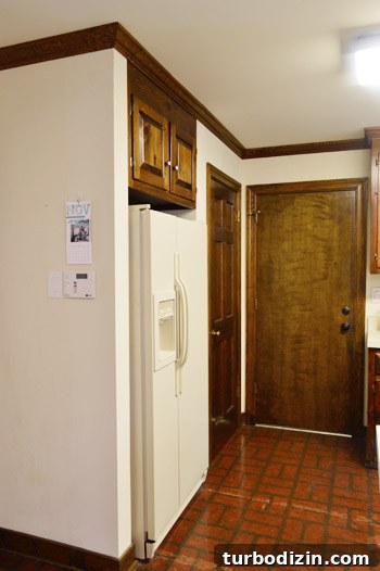 How to Remove Kitchen Cabinets and Rehang One Cabinet 11 img 61901 14