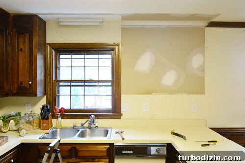 How to Remove Kitchen Cabinets and Rehang One Cabinet 6 img 61901 6