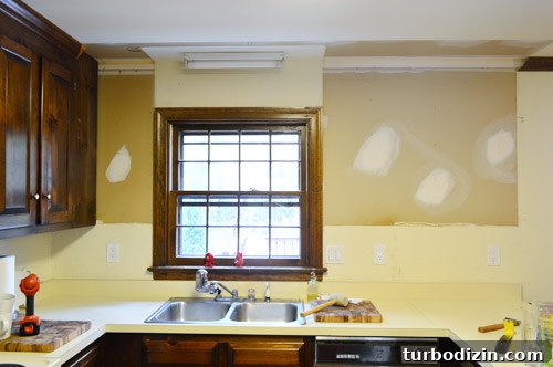 How to Remove Kitchen Cabinets and Rehang One Cabinet 7 img 61901 7